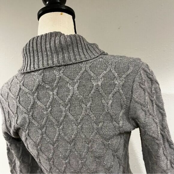 Calvin Klein grey v-neck sweater dress - Picture 7 of 12